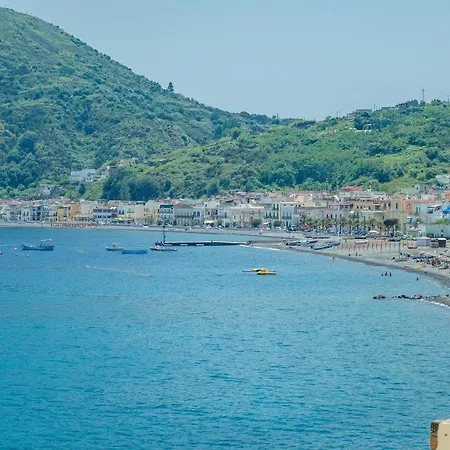 Chiara Lipari (Isola Lipari)