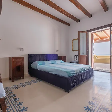 Chiara Villa *